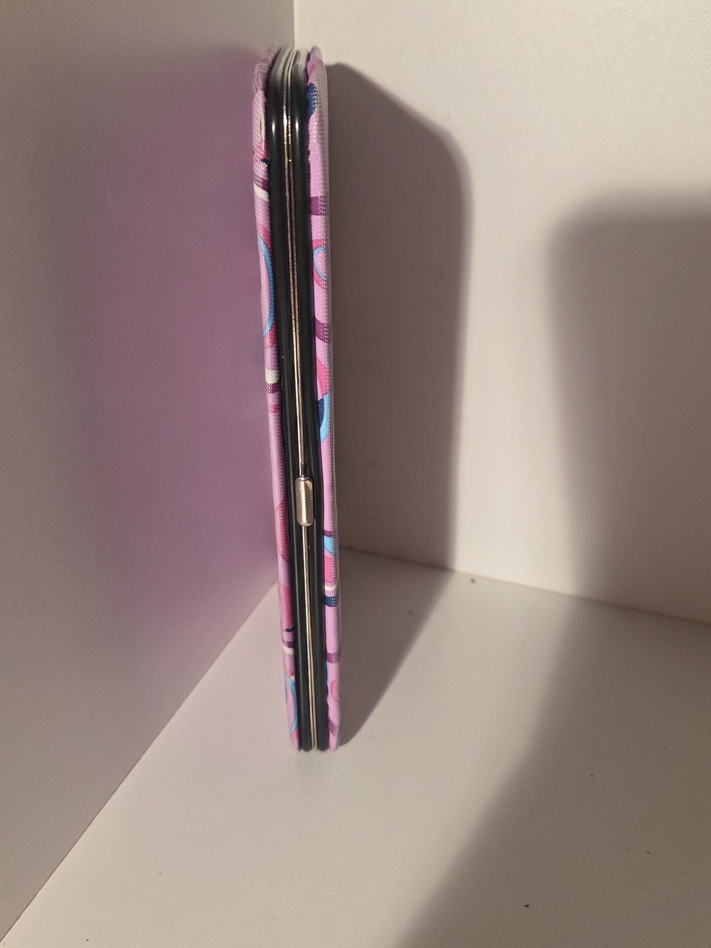 Clutch Wallet Hard Shell - Picture 7 of 10